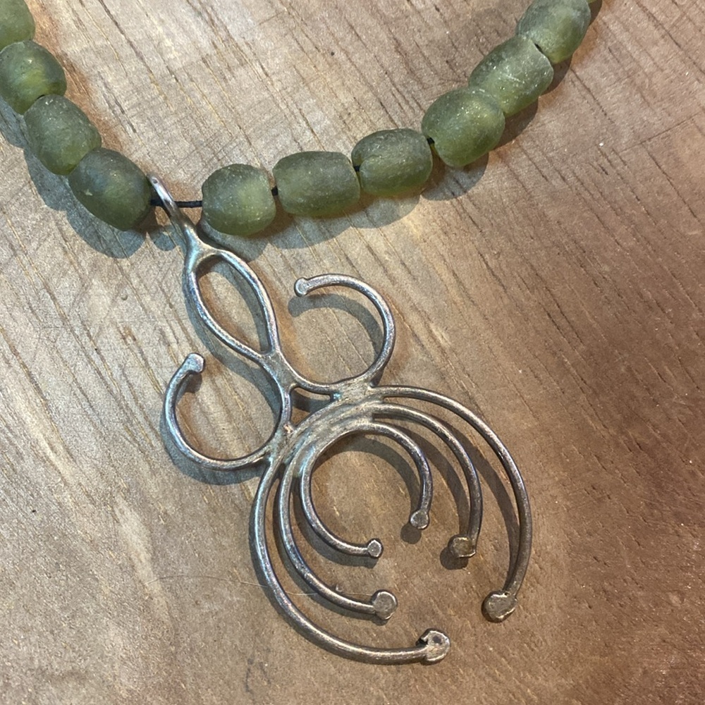 Recycled glass bead necklace and pendant - Picture 3 of 4